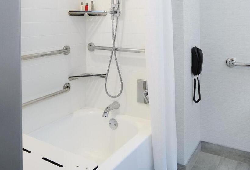 호텔 Marriott Cincinnati North