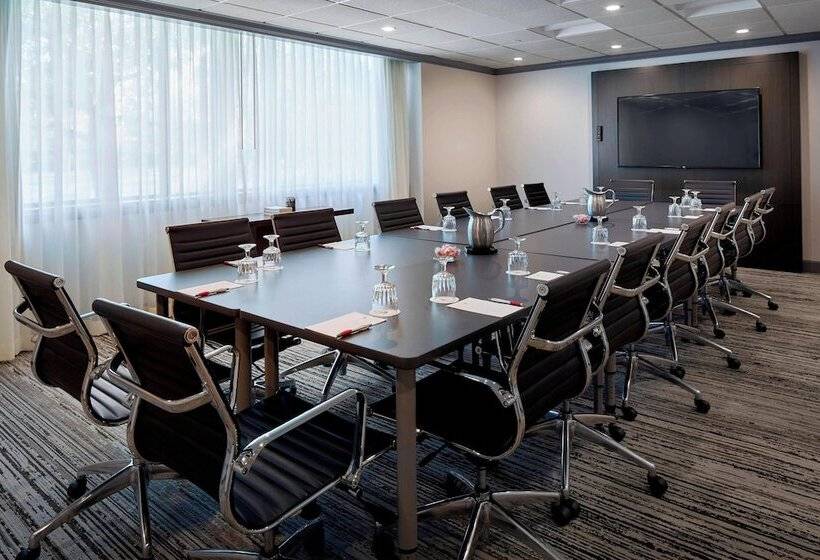 בית מלון כפרי Marriott Columbus Northwest