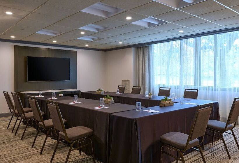 בית מלון כפרי Marriott Columbus Northwest