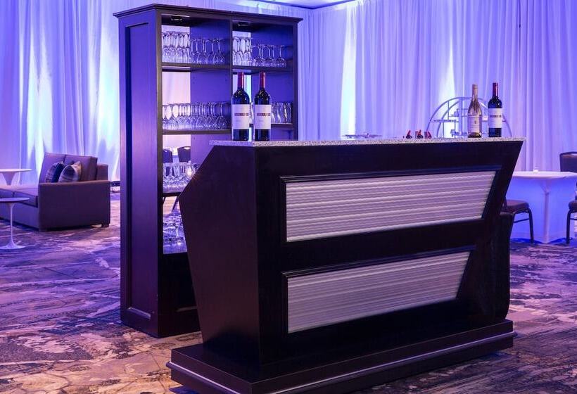 هتل Marriott Dallas Las Colinas