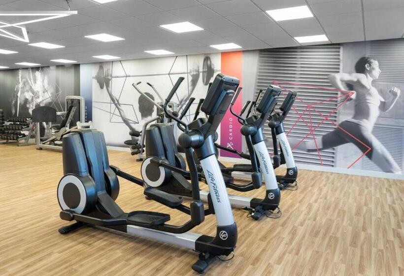 ホテル Marriott Greensboro Downtown