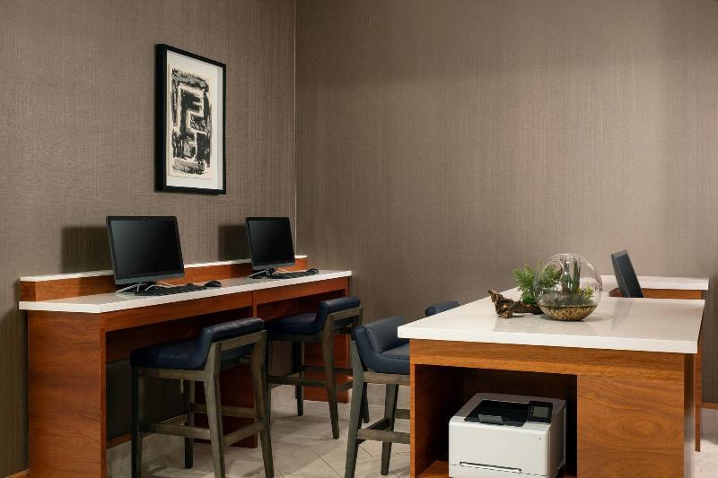 בית מלון כפרי Marriott Indianapolis North