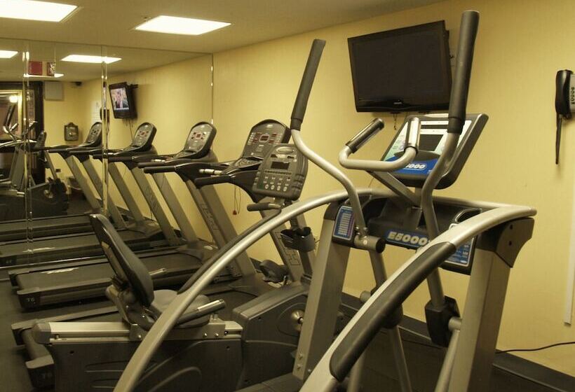 هتل Monterey Bay Suites