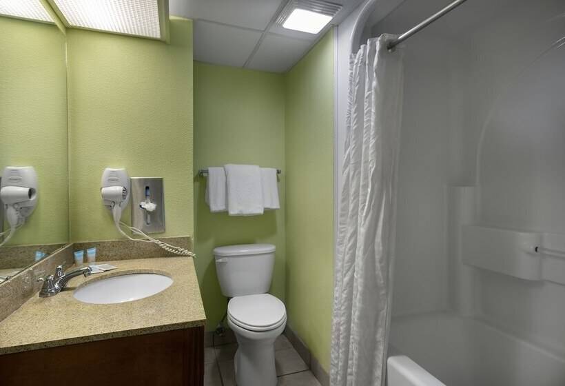 هتل Monterey Bay Suites