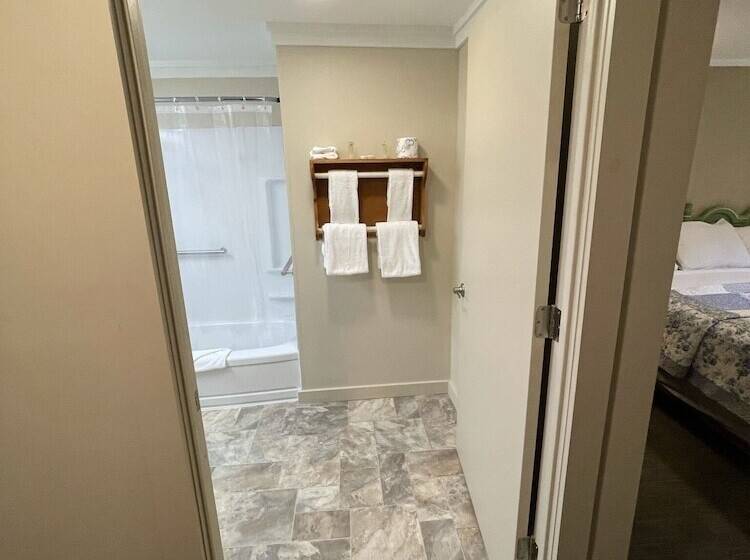 هتل Northern Lights Lodge