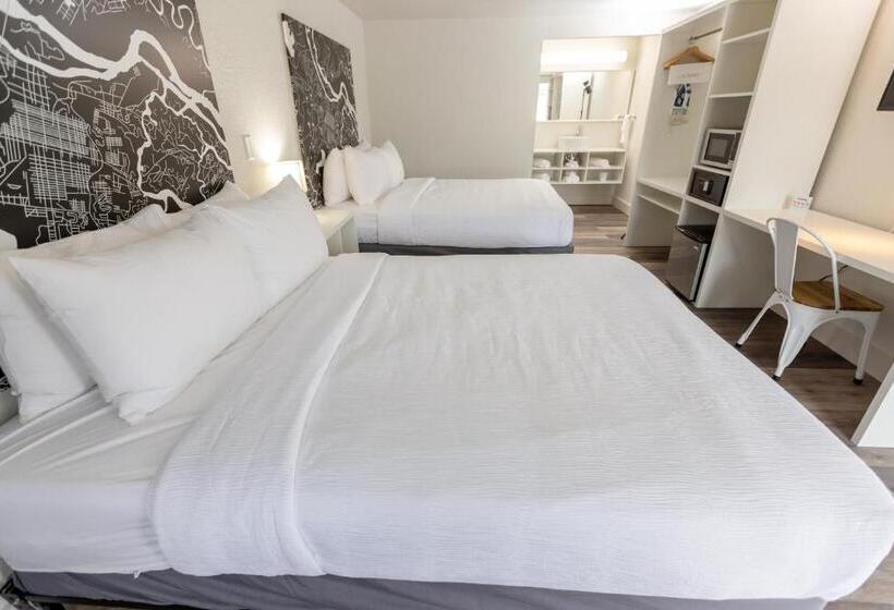 酒店 Oneway Brunswick