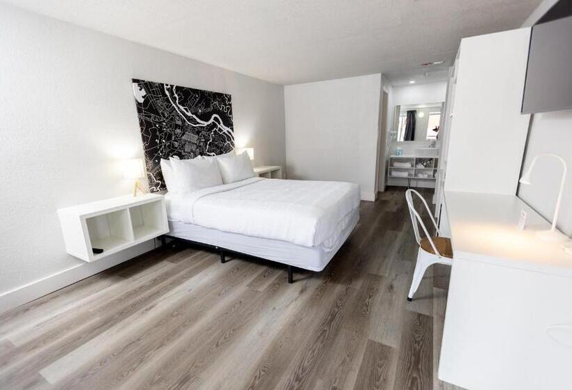 酒店 Oneway Brunswick