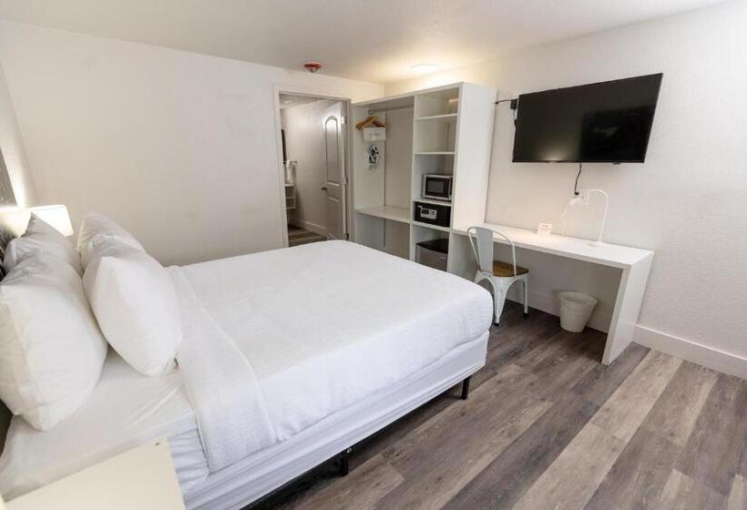 酒店 Oneway Brunswick