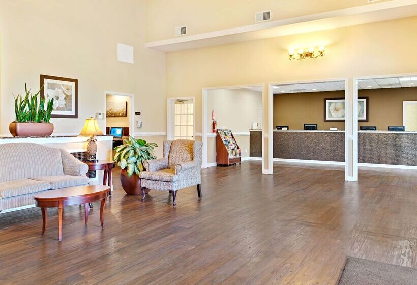 בית מלון כפרי Powhatan Resort