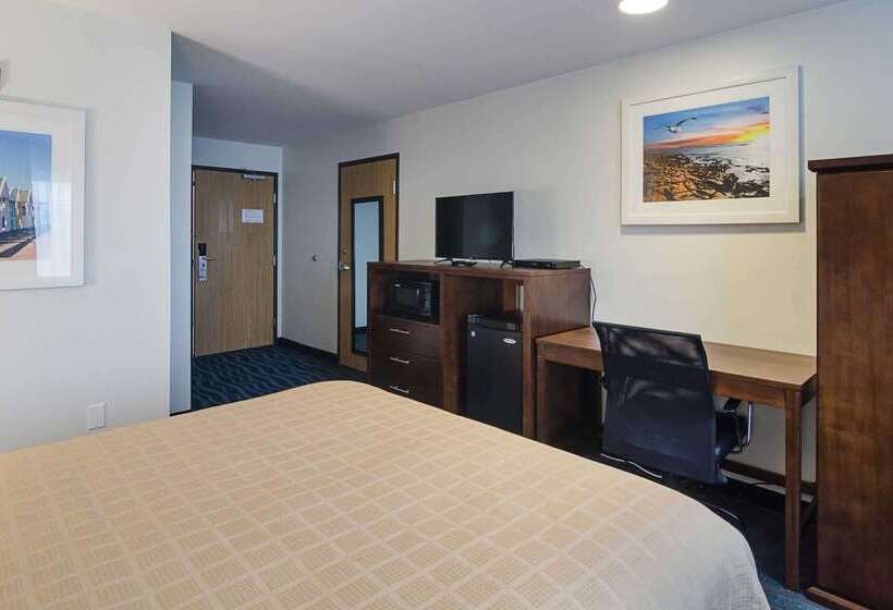 בית מלון כפרי Quality Inn