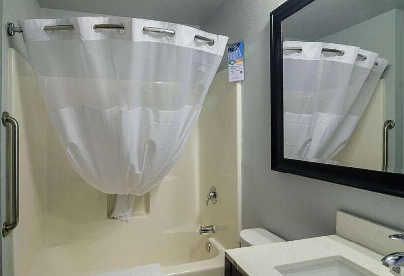 בית מלון כפרי Quality Inn