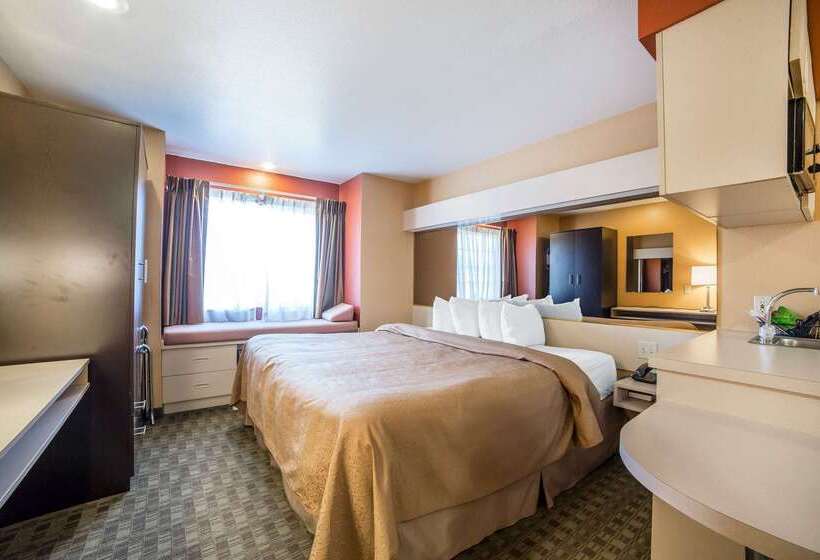 בית מלון כפרי Quality Inn & Suites Elko