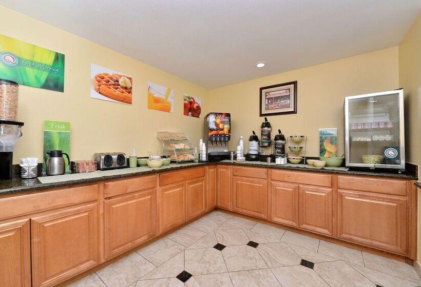 בית מלון כפרי Quality Inn & Suites Elko