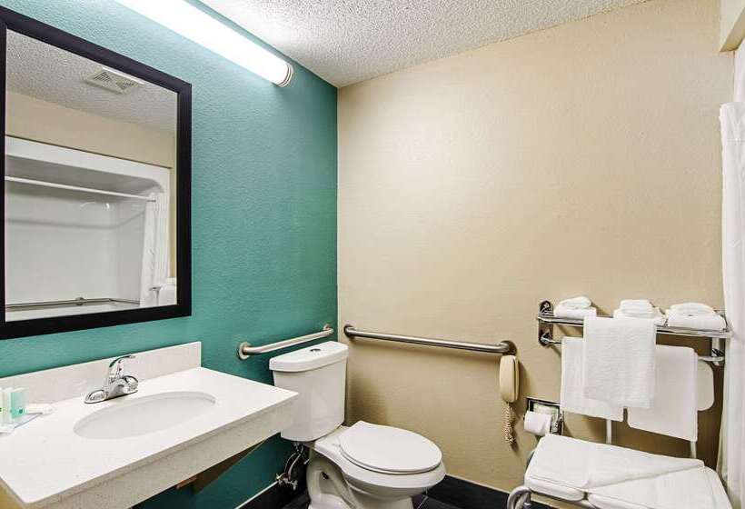 ホテル Quality Inn & Suites I81 Exit 7