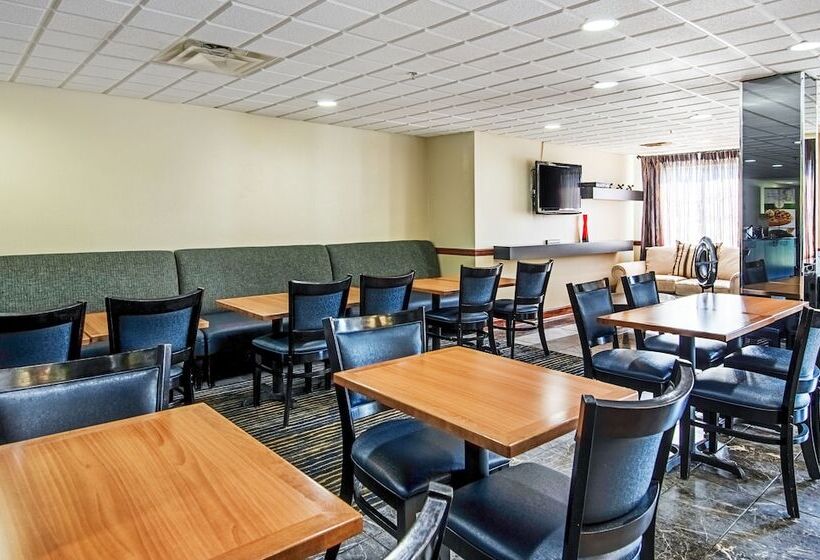فندق Quality Inn & Suites I81 Exit 7