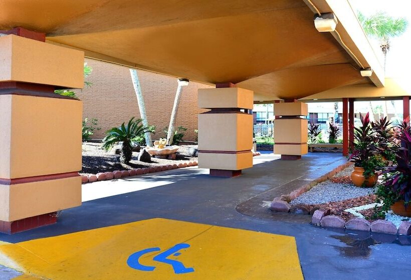 فندق Quality Inn & Suites Gulf Breeze Bayside Near Pensacola Beach