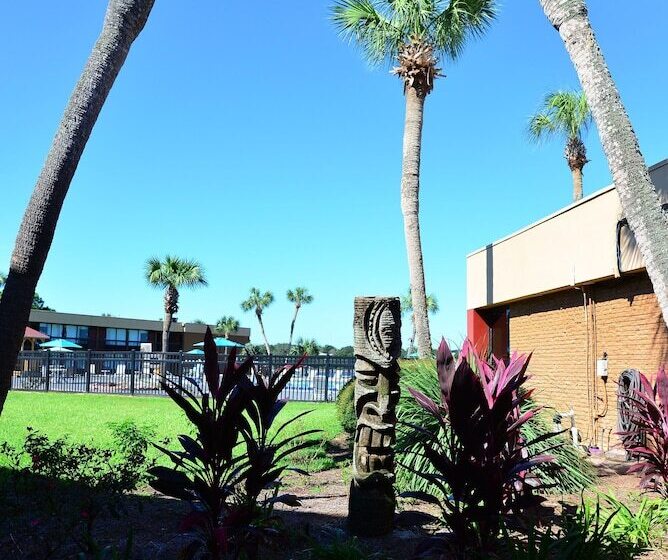 فندق Quality Inn & Suites Gulf Breeze Bayside Near Pensacola Beach