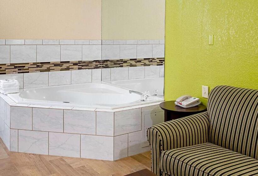 בית מלון כפרי Quality Inn & Suites