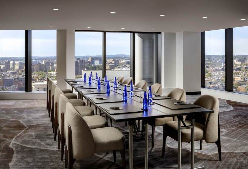 فندق Raffles Boston