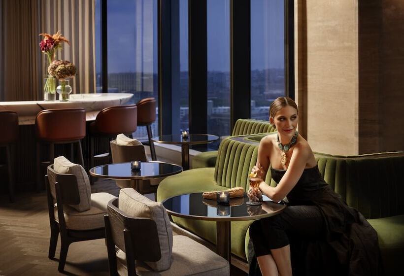 فندق Raffles Boston