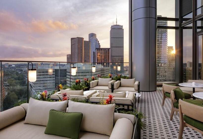 فندق Raffles Boston