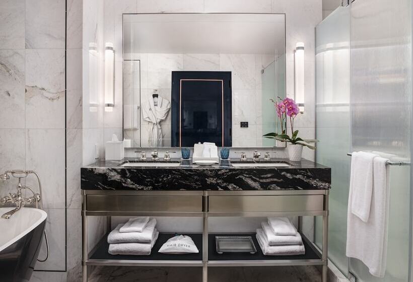 فندق Raffles Boston