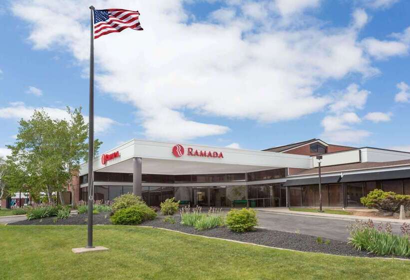 Отель Ramada By Wyndham Cedar City