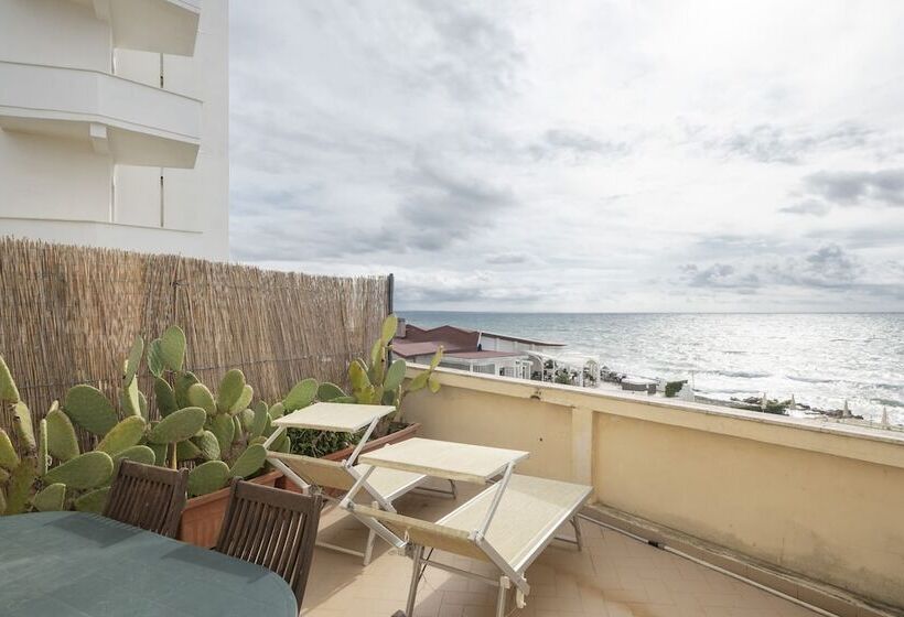 ホテル Residence Cavalluccio Marino