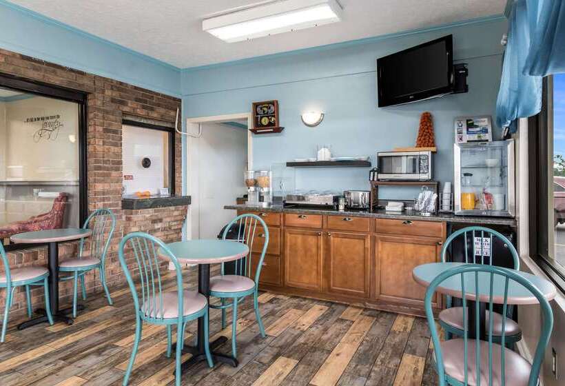 فندق Rodeway Inn