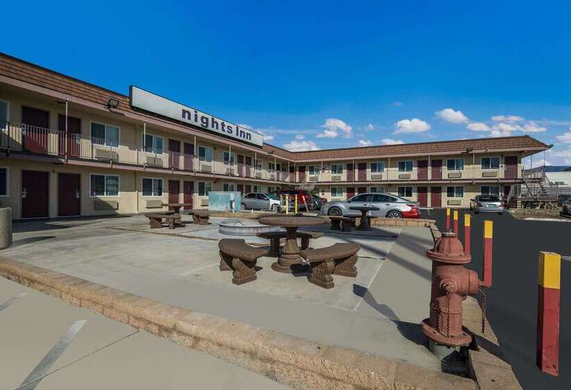 Отель Rodeway Inn San Bernardino