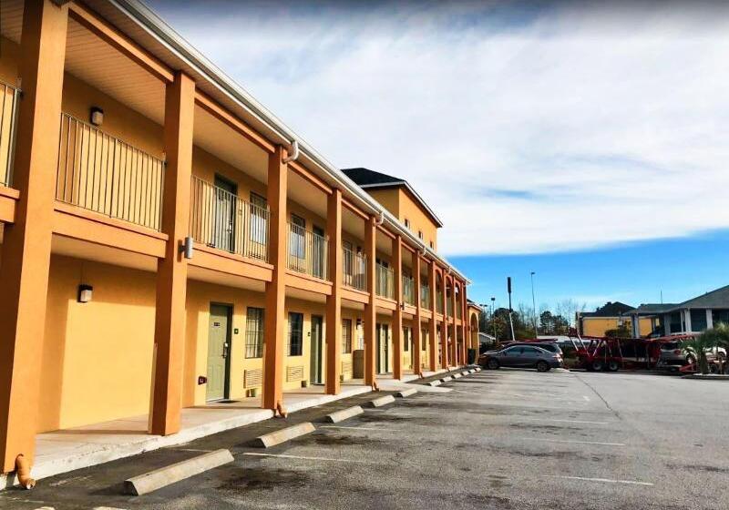 فندق Savannah Inn Savannah I95 North