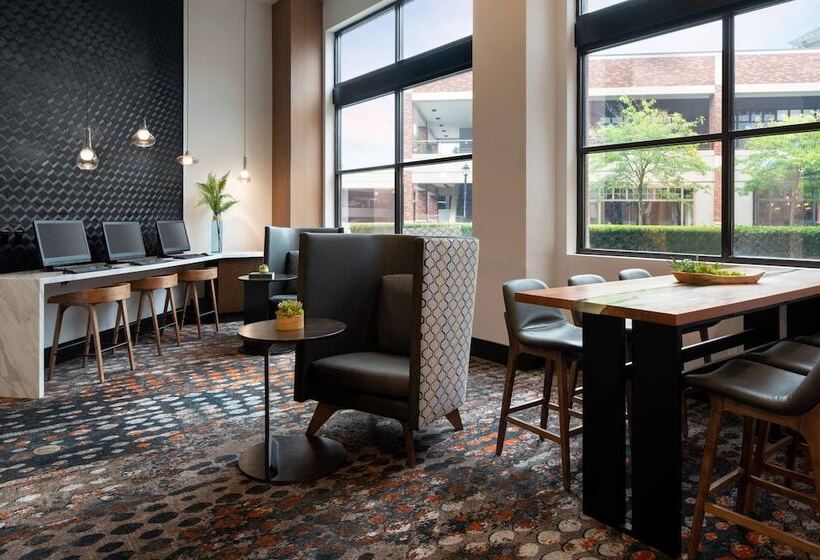 فندق Seattle Marriott Redmond