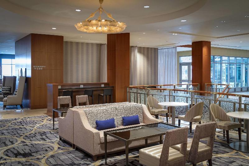 Отель Seattle Marriott Waterfront