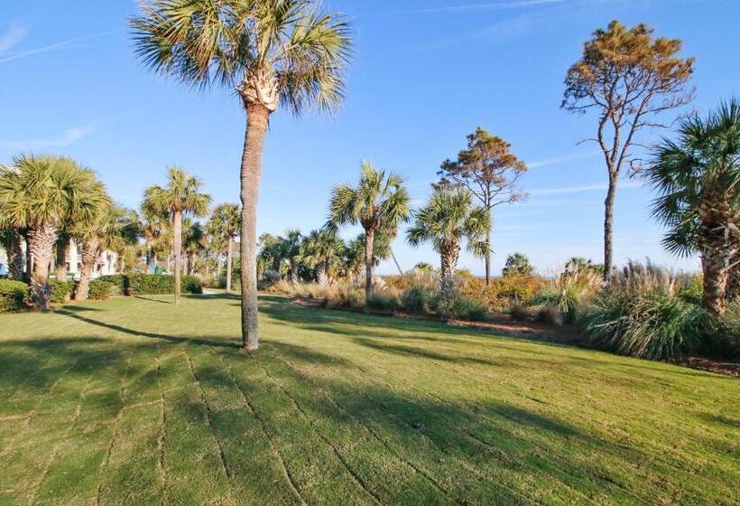 Отель Shorewood Villa Unit 210