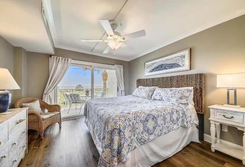 Отель Shorewood Villa Unit 210