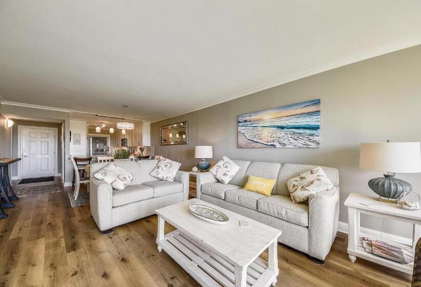 Отель Shorewood Villa Unit 210