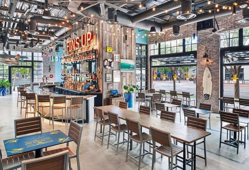 Margaritaville Hotel San Diego Gaslamp Quarter