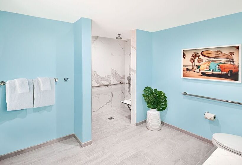 Margaritaville Hotel San Diego Gaslamp Quarter