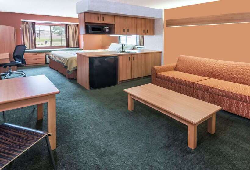 בית מלון כפרי Super 8 By Wyndham Columbus West