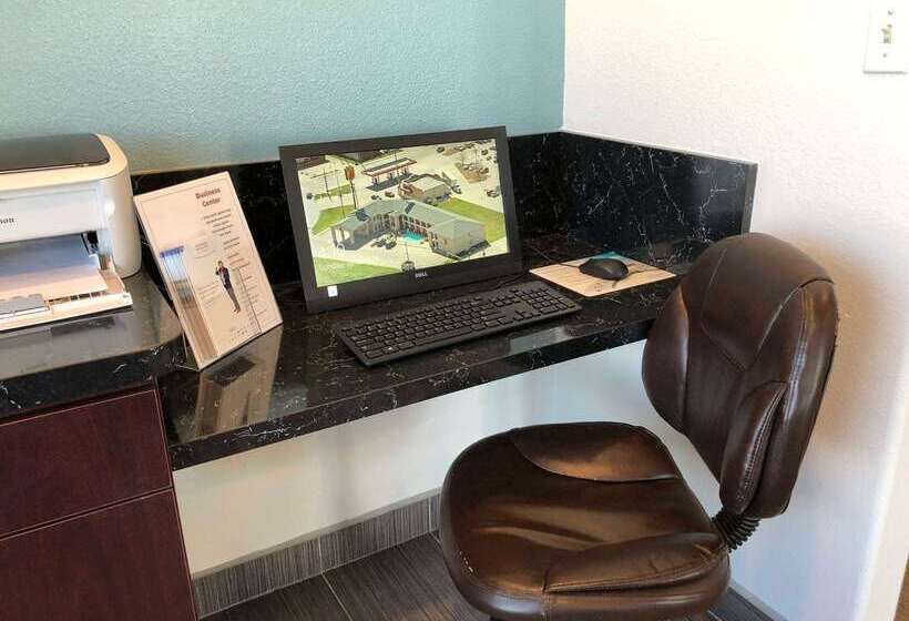 酒店 Super 8 By Wyndham Forney/east Dallas