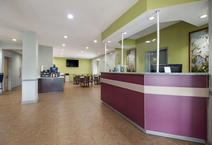 Отель Quality Inn Shallotte Near Ocean Isle Beach