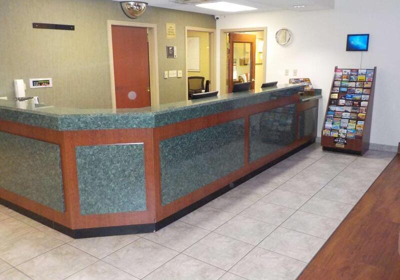 酒店 Best Western Louisville Airport Expo