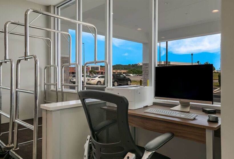 Surestay Plus Hotel By Best Western Sevierville