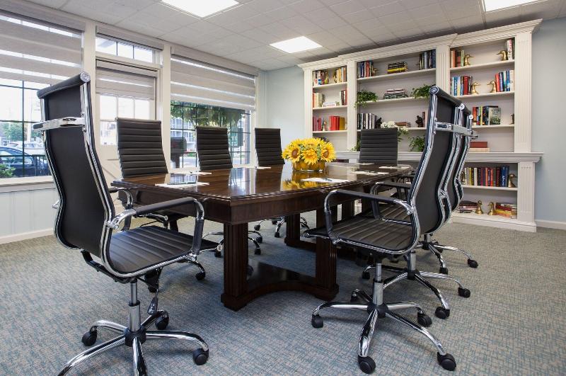 Отель The Bellmoor Inn And Spa