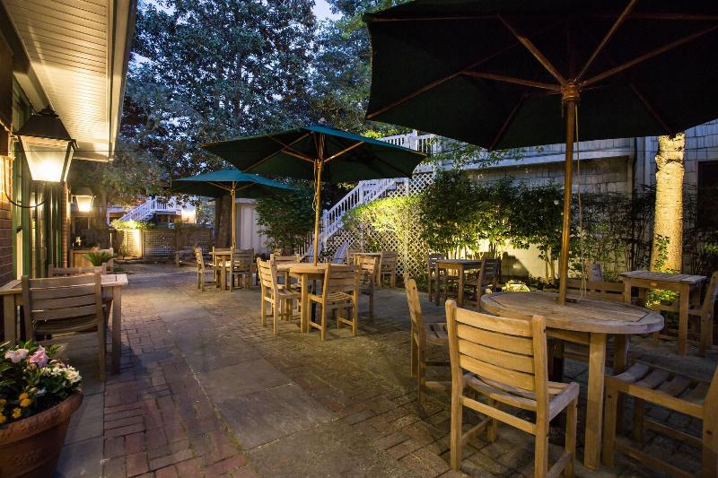 Отель The Bellmoor Inn And Spa