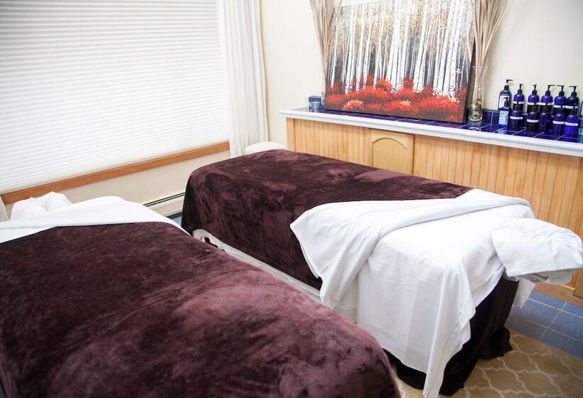 فندق The Black Bear Lodge At Stratton Mountain Resort