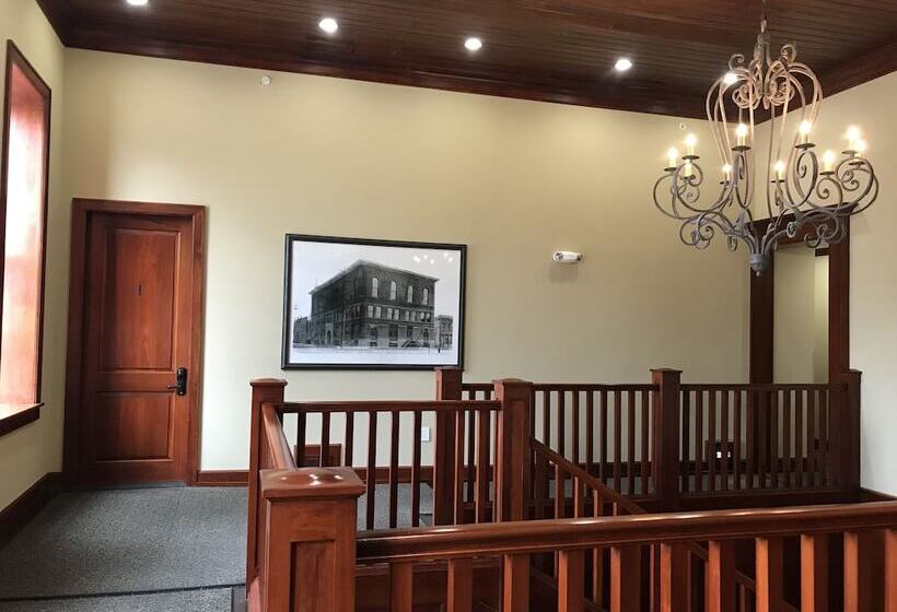 Отель The Eldridge