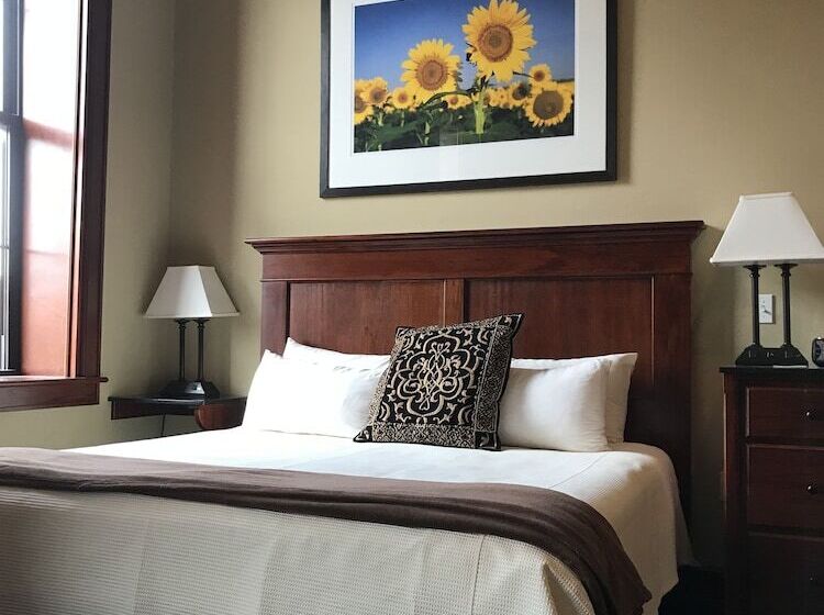 Отель The Eldridge