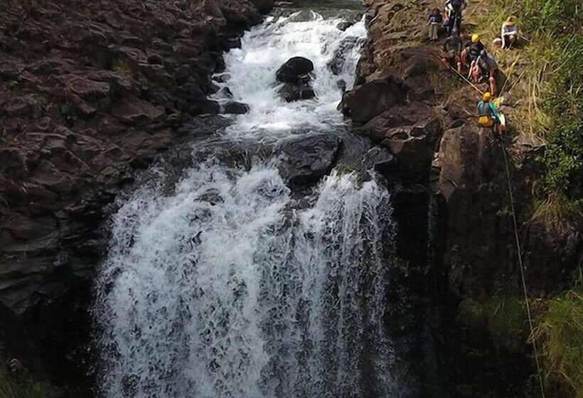 호텔 The Inn At Kulaniapia Falls