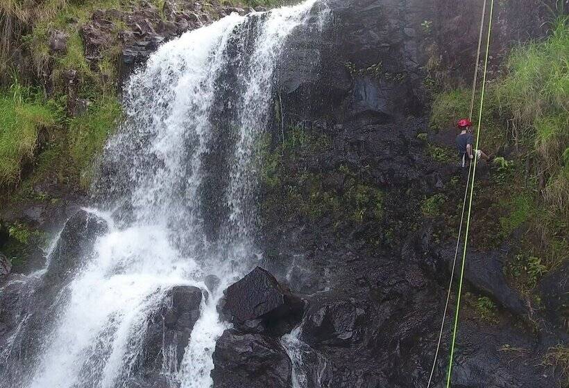 호텔 The Inn At Kulaniapia Falls